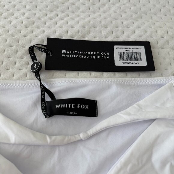 WHITE FOX CUT OUT WHITE MINI DESS XS - Picture 4 of 4